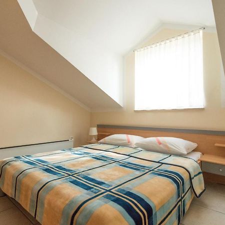 Apartman Nena ตูรันญ์ ภายนอก รูปภาพ
